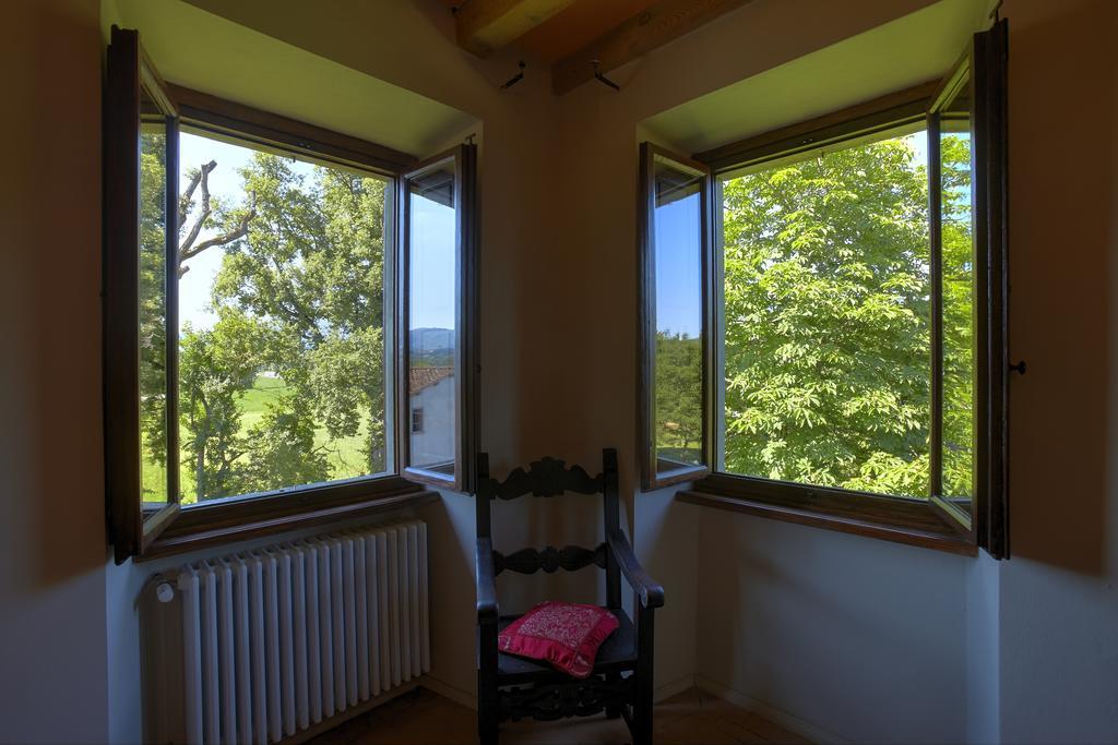 Apartamento Palazzo Gatteschi Poppi Habitación foto
