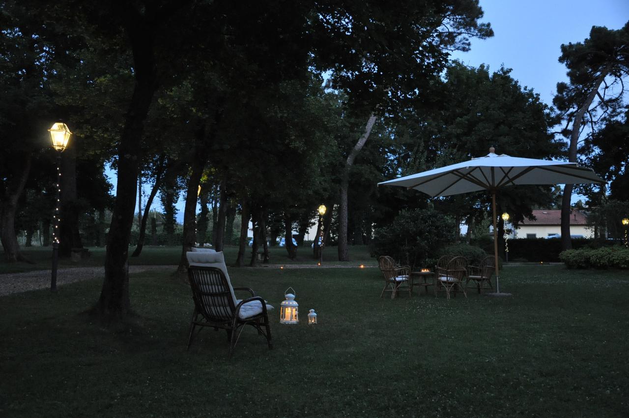 Apartamento Palazzo Gatteschi Poppi Exterior foto