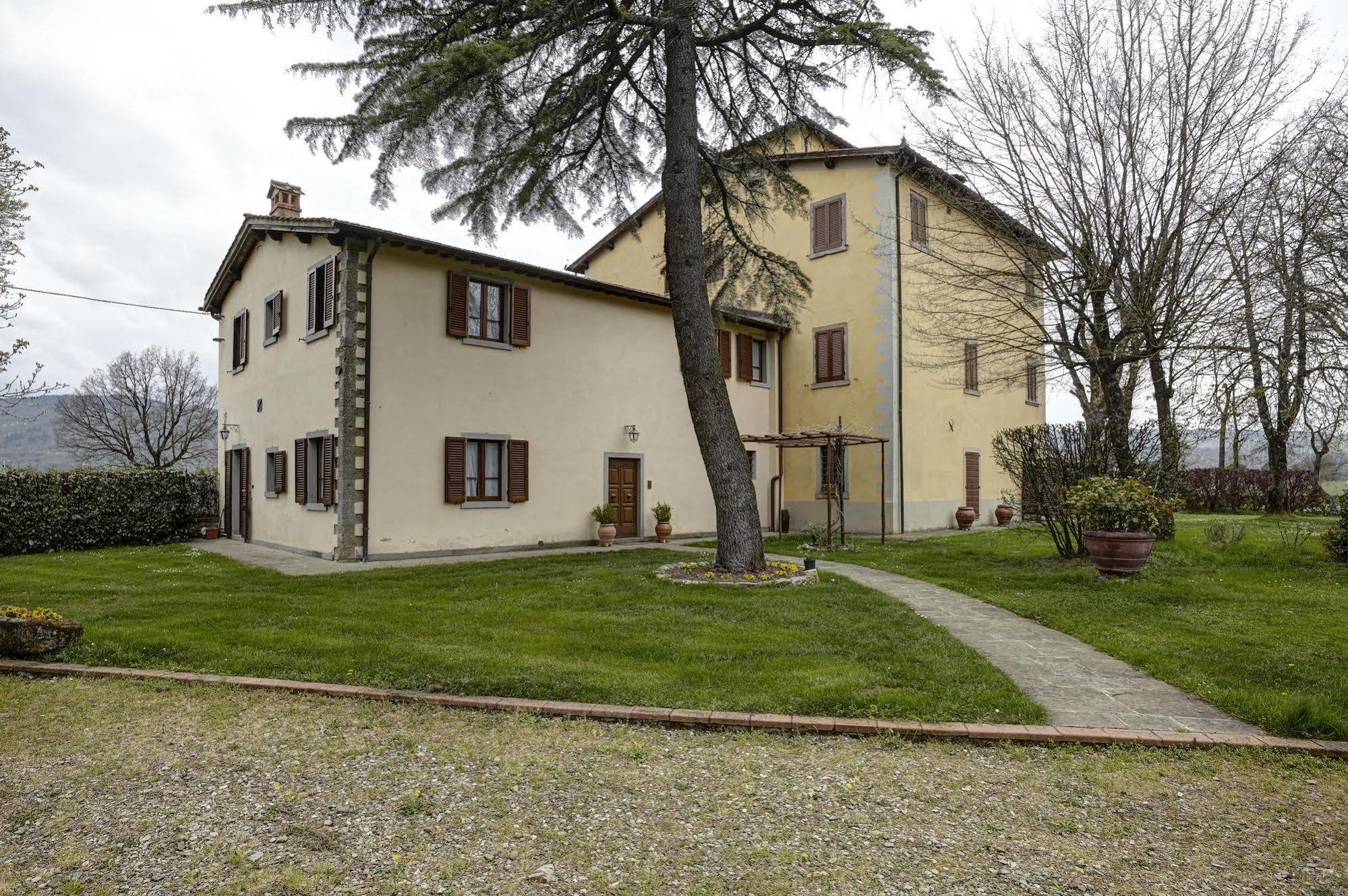 Apartamento Palazzo Gatteschi Poppi Exterior foto